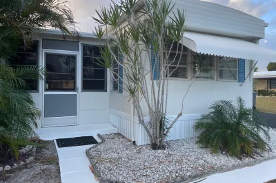 12375 S Military Trail #117 1