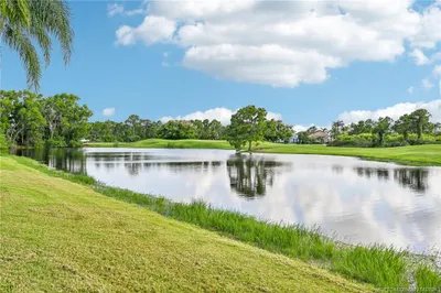 4516 NW Wandering Oak Court 1