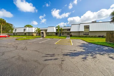 2516 S 19th Street #206 1