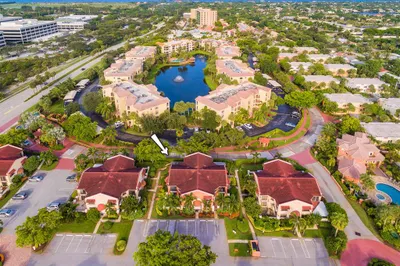 23 Uno Lago Drive 1