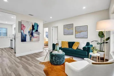 221 NW 51st Street 1