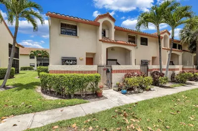 305 Congressional Way 1