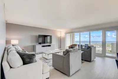 4301 N OCEAN Boulevard #507 1