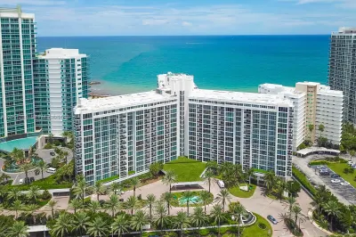 10275 Collins Ave #905 1