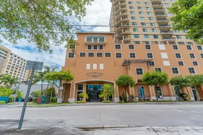 4242 NW 2 ST #1601 1