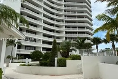 3000 Island Blvd #603 1