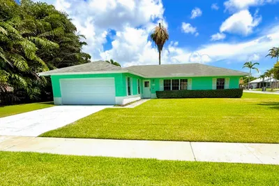 2716 Starwood Circle 1