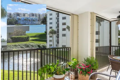 19800 Sandpointe Bay Drive #205 1