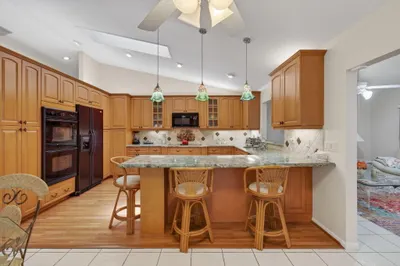 2925 Riviera Drive 1