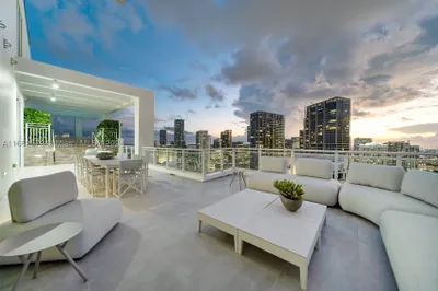 900 Brickell Key Blvd #PH3401 1