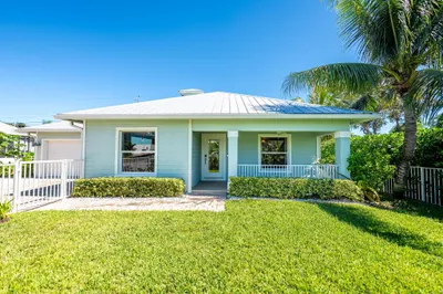 3773 NE Barbara Drive 1