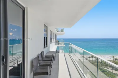 9801 Collins Ave #14D 1