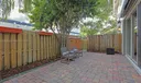 633 NE 9th Ave #9 Photo