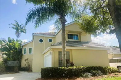 3439 SW Pindo Palm Lane Sw 1