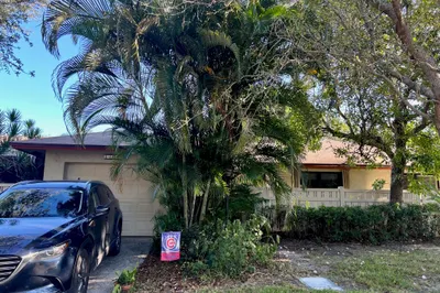 1779 NE 39th Court #1104 1