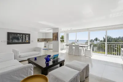 613 Ocean Dr #5D 1
