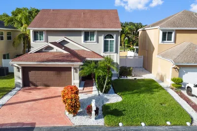 1078 Fairfax Circle W 1