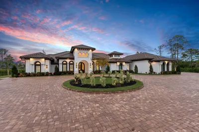 7848 Saddlebrook Drive 1