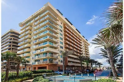9499 Collins Ave #611 1