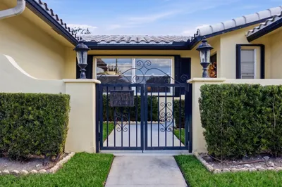 1900 NW 43rd Street 1