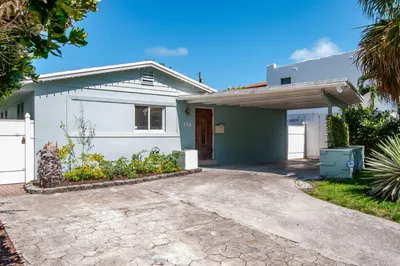 114 NE 16th Terrace 1
