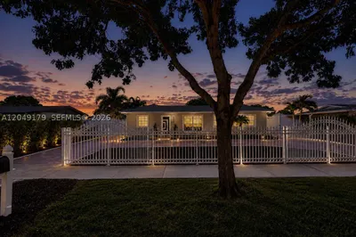 20501 NW 44th Ct 1