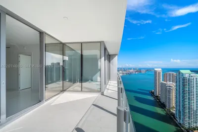 300 Biscayne Blvd Way #4605 1
