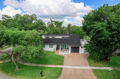 400 NW 98th Avenue 1