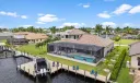 Luxury Living on the Bimini Canal