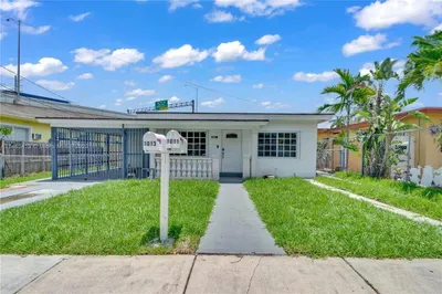 1011-1013 NW 23rd Ave 1