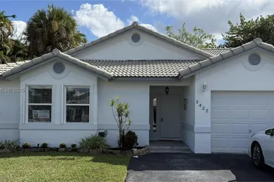 3422 NW 78th Ter 1