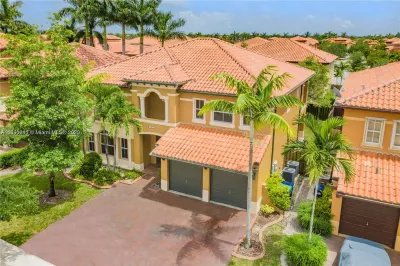 15580 SW 26th Ter 1