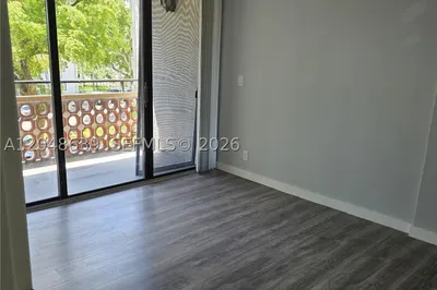 4222 Inverrary Blvd #4212 1
