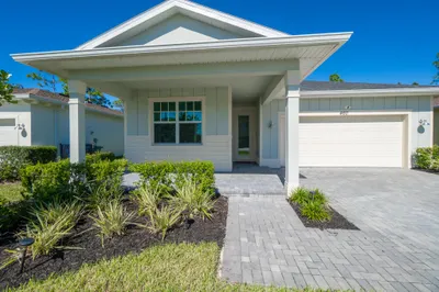 460 Veridian Circle Nw 1