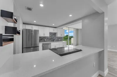 11111 Biscayne Blvd #5B (528) 1