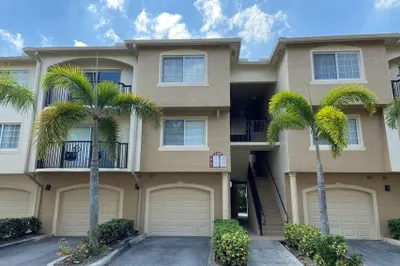 1100 S Crestwood Court S #1117 1