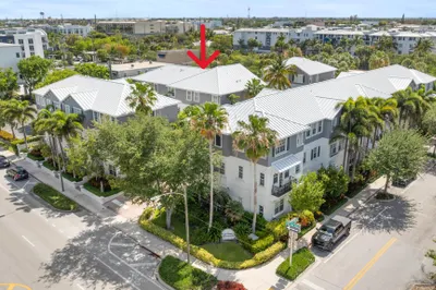 290 NE 5th Avenue #16 1