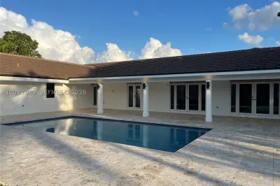 8885 SW 76th Ter 1