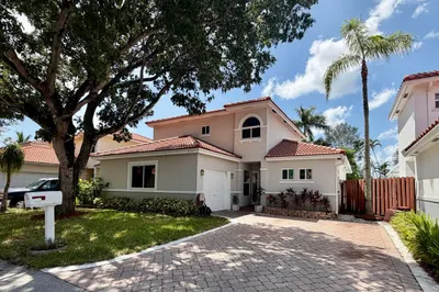 4742 NW 5th Court 1