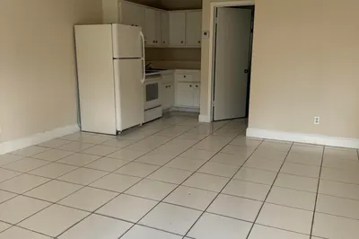 1431 SW 44TH Terrace #3 1