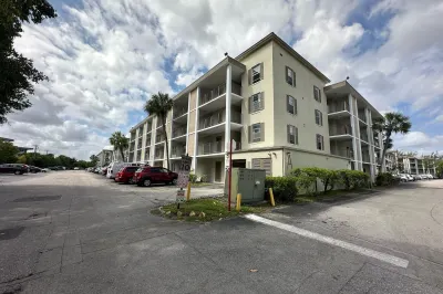 2999 NW 48th Ave #351 1