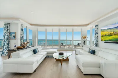 4201 Collins Ave #803 1