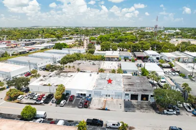 231 SW 5th Court 1