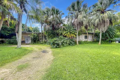 9020 SW 115th Ter 1