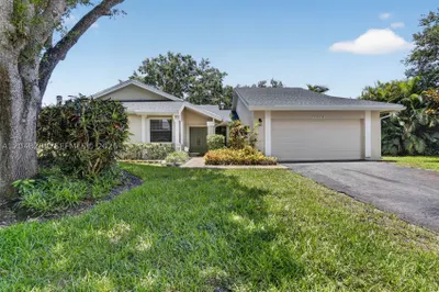 12104 Landing Way 1