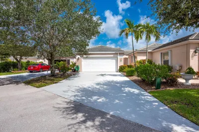 1035 Island Manor Drive 1