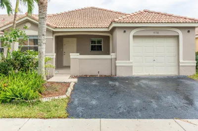 4176 Pine Ridge Lane #4176 1