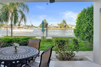 505 N Riverside Drive #7 1