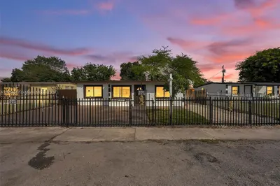 14221 NW 24th Ave 1