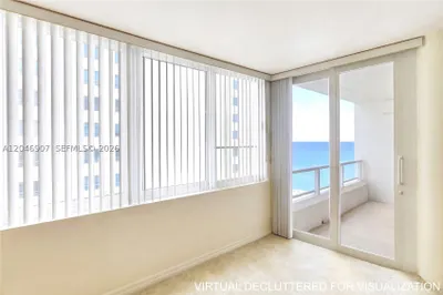 5005 Collins Ave #1224 1